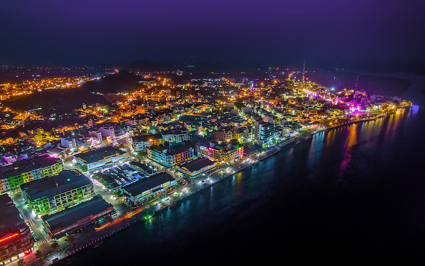 Th&agrave;nh[-]phố[-]trẻ[-]H&agrave;[-]Ti&ecirc;n[-]nh&igrave;n[-]từ[-]tr&ecirc;n[-]cao